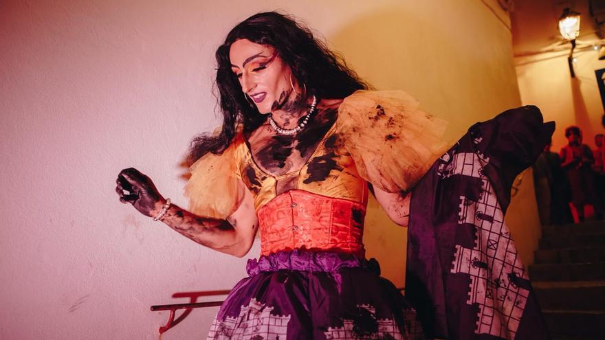 Loli Pamboli, Drag Queen: «Mallorca és paradís i presó»