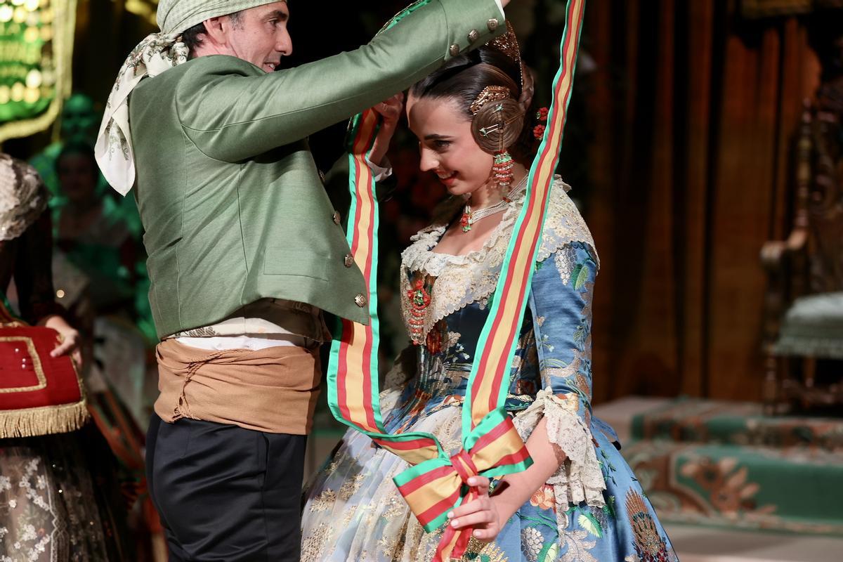 La imposición de la banda