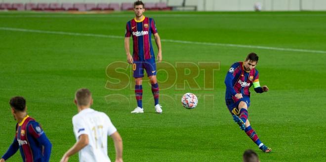 FC Barcelona - Ferencvaros partido correspondiente a la jornada 1 del grupo G de la UEFA Champions League disputado en el Camp Nou