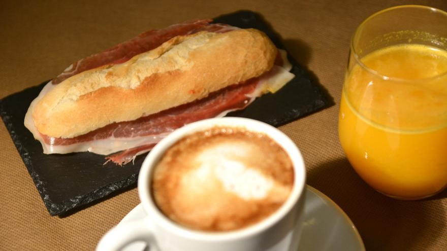 Dos euros por una loncha de queso en el sablazo de La Gomera