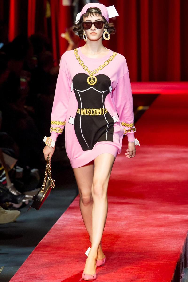 Tendencia 'pink', Moschino, primavera- verano 2017