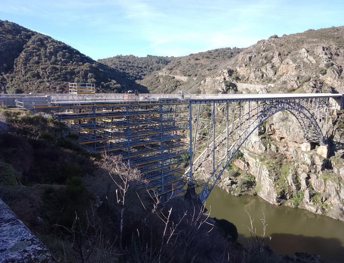 Una obra compleja, a la altura del gigante de hierro