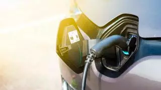 Un experto en sostenibilidad responde a los detractores del coche eléctrico: "Es el futuro que ya sabemos"