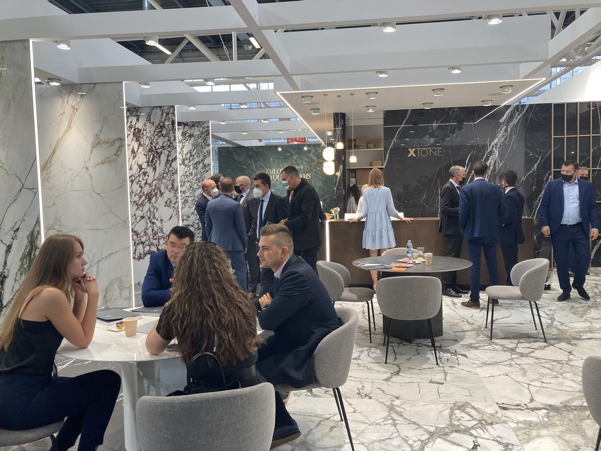 Porcelanosa exhibe en BolognaFiere sus nuevos diseños con texturas más realistas