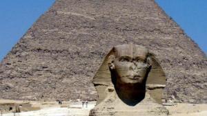 Un braç del Nil passava  al costat de les piràmides