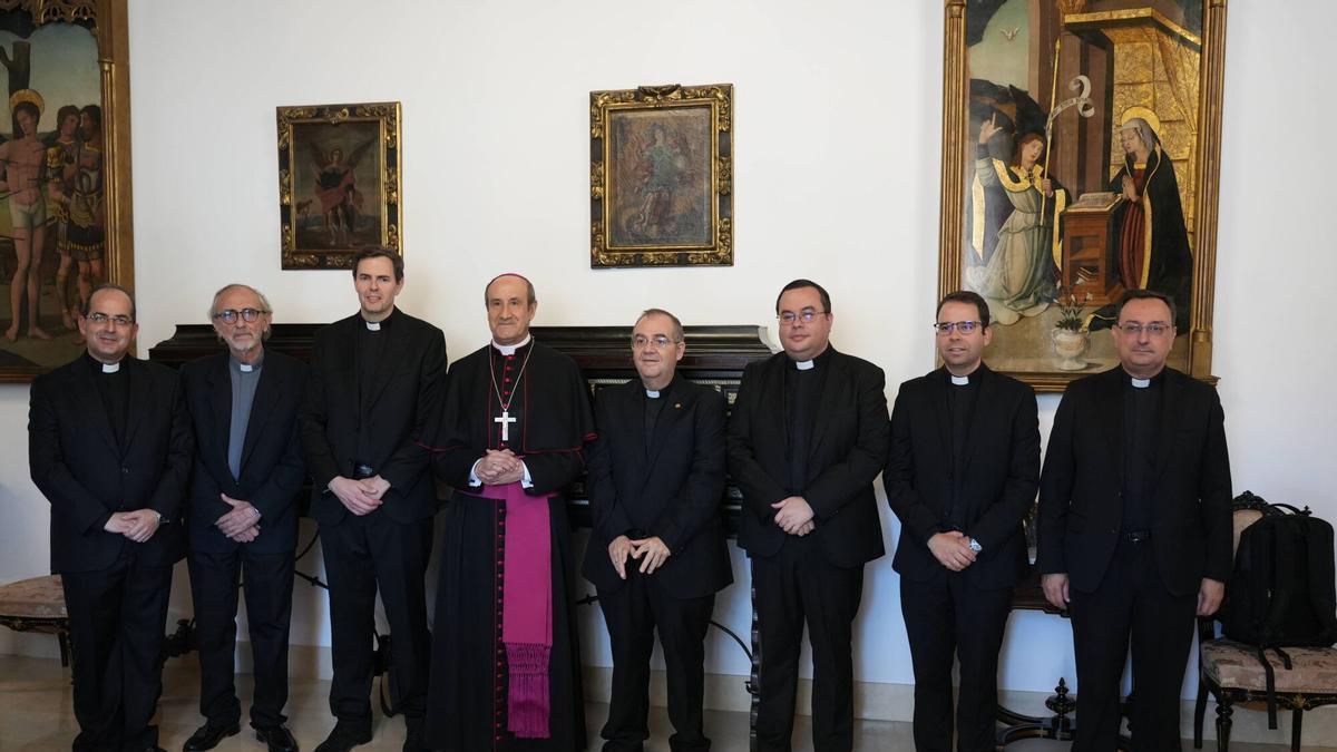 Los nuevos vicarios episcopales de la diócesis de Córdoba toman posesión de sus cargos