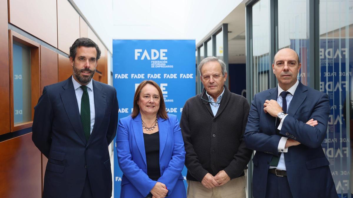Por la izquierda Pablo García, Rocío Doval, Joaquín Arcadio Fernández y Jaime Mesonada.