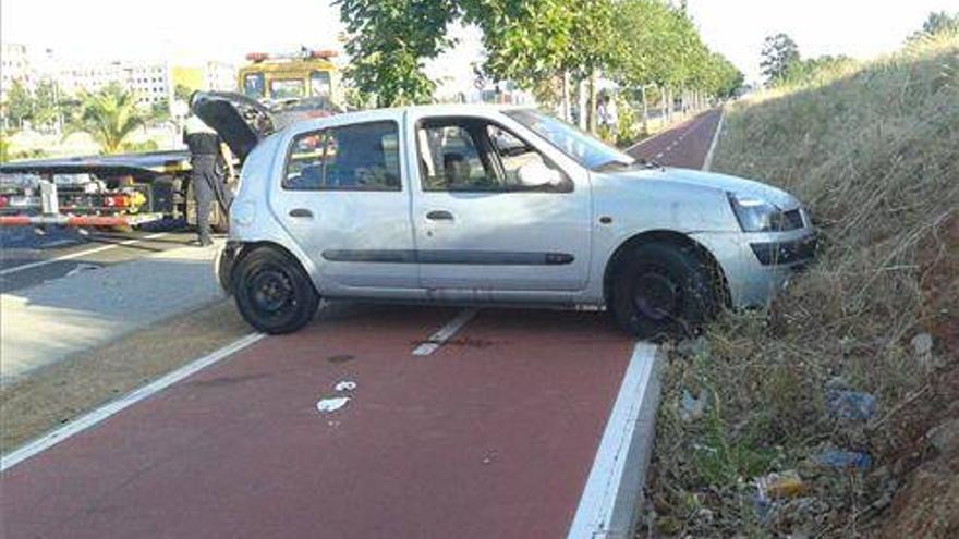 Un herido en la colisión de dos turismos