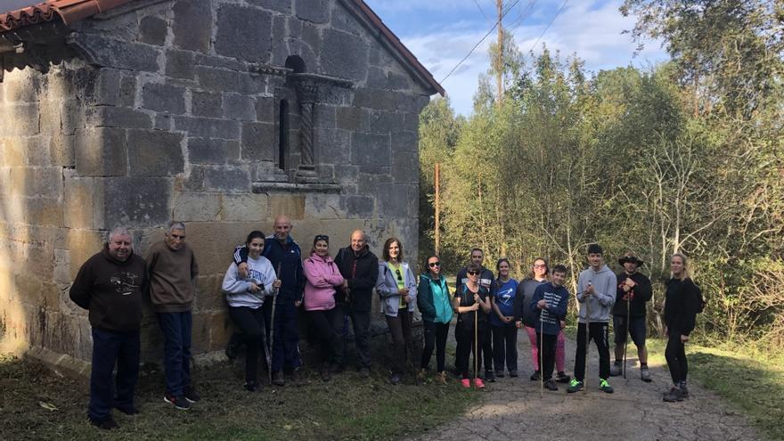 Bodas de plata en Miravalles: La Peñueca de Gancéu celebra 25 años