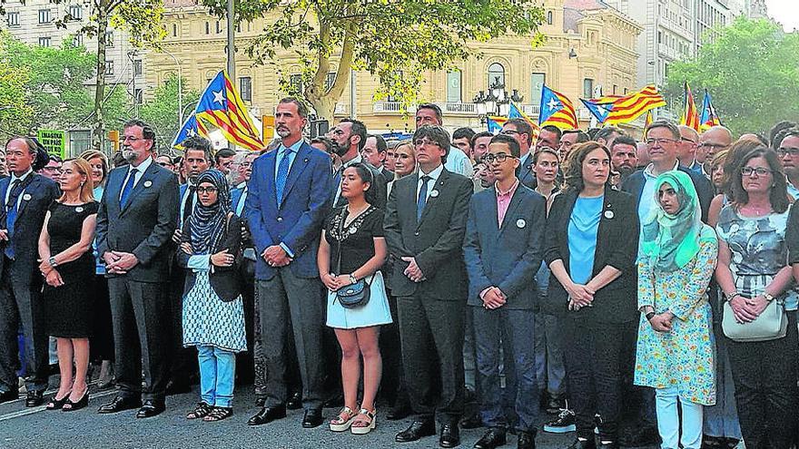 Puig encabeza la representación política de la Comunidad en Barcelona