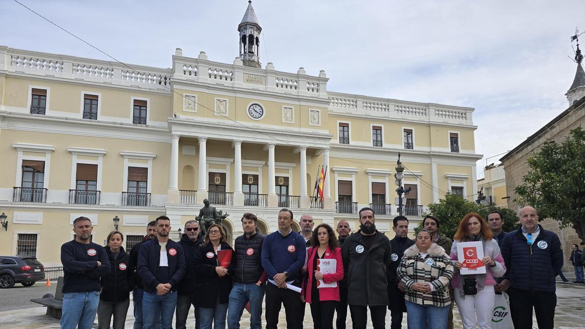 Vídeo | Los sindicatos denuncian el bloqueo del teletrabajo en el Ayuntamiento de Badajoz
