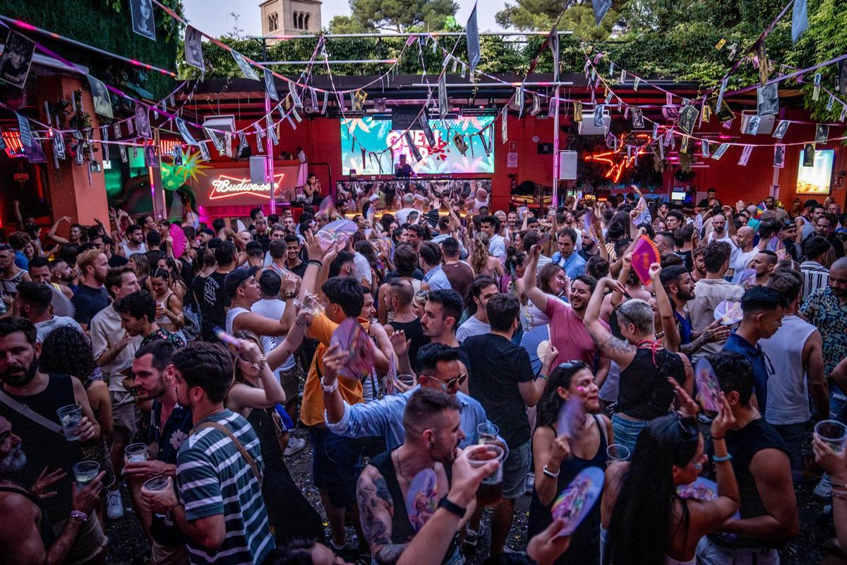 Churros con chocolate, la fiesta cada vez más grande y popular de Barcelona