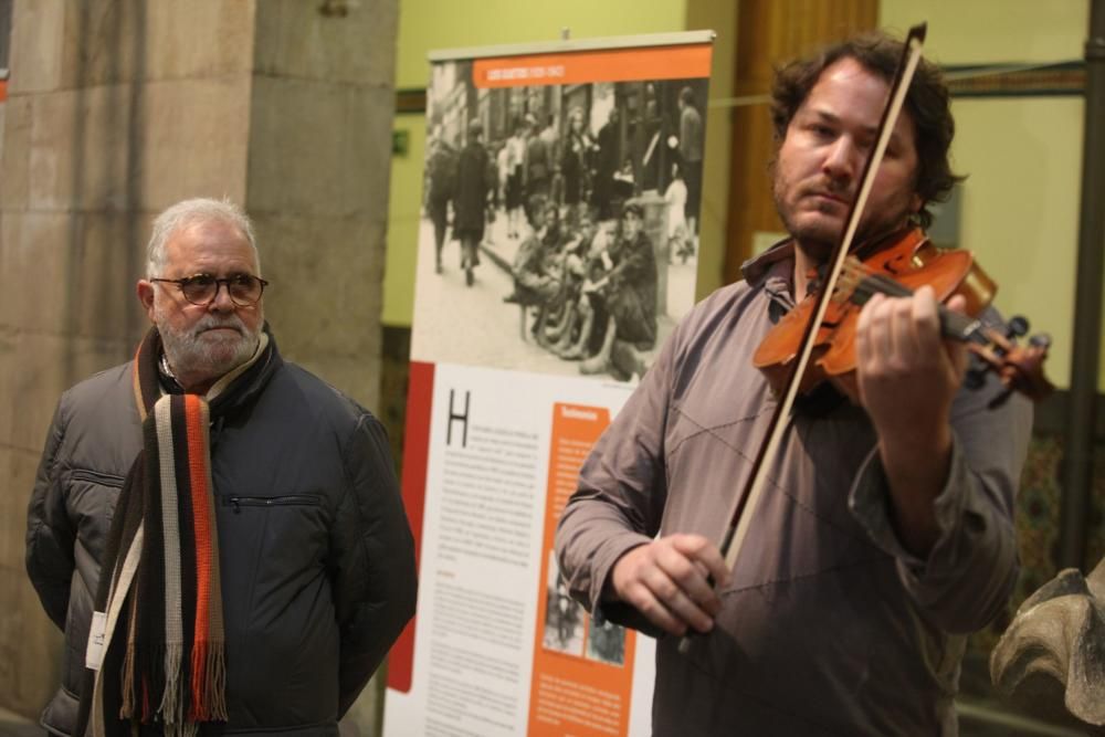 Exposición sobre el holocausto en Gijón