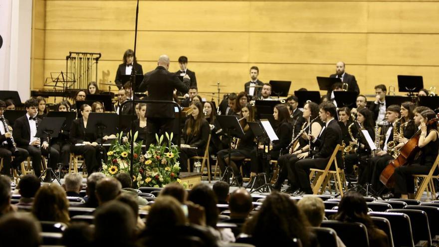 Festival de bandas en Silleda y aniversario del coro Vales Mahía en A Bandeira