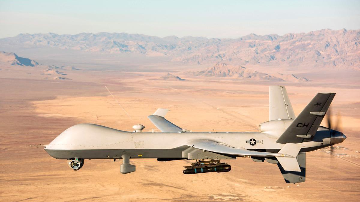 Un dron militar de EEUU controlado por Inteligencia Artificial 'aniquila' a su operador.