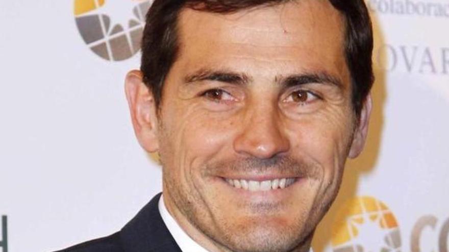 Iker Casillas provoca un terremoto en redes sociales copiando una frase de Ibai Llanos