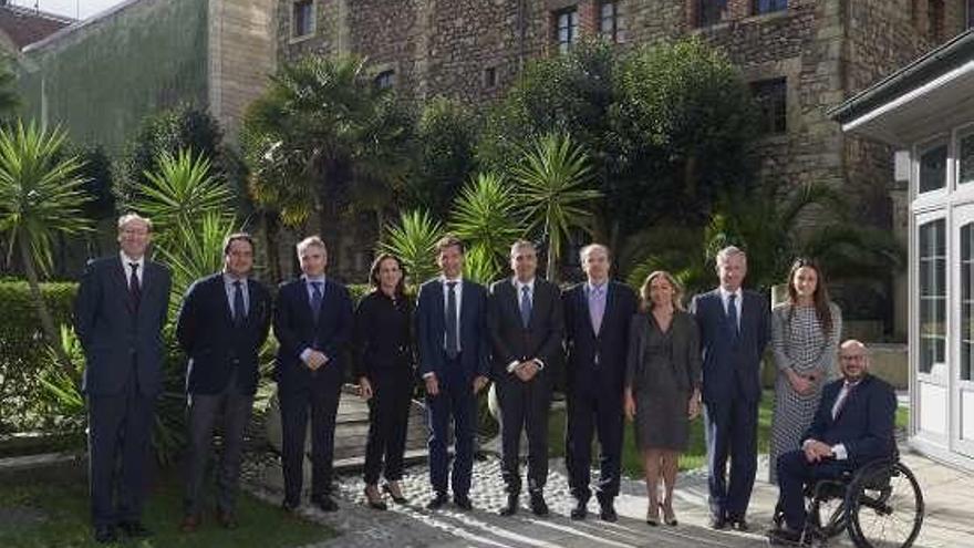 Integrantes del consejo asesor y directivos del BBVA.