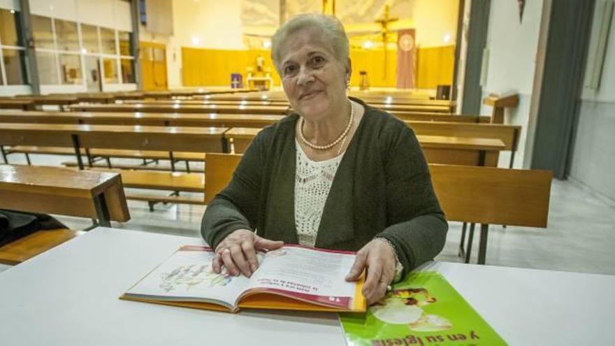 MARÍA DOLORES JEREZ MARTÍNEZ (68 AÑOS) CATEQUISTA 40 AÑOS.