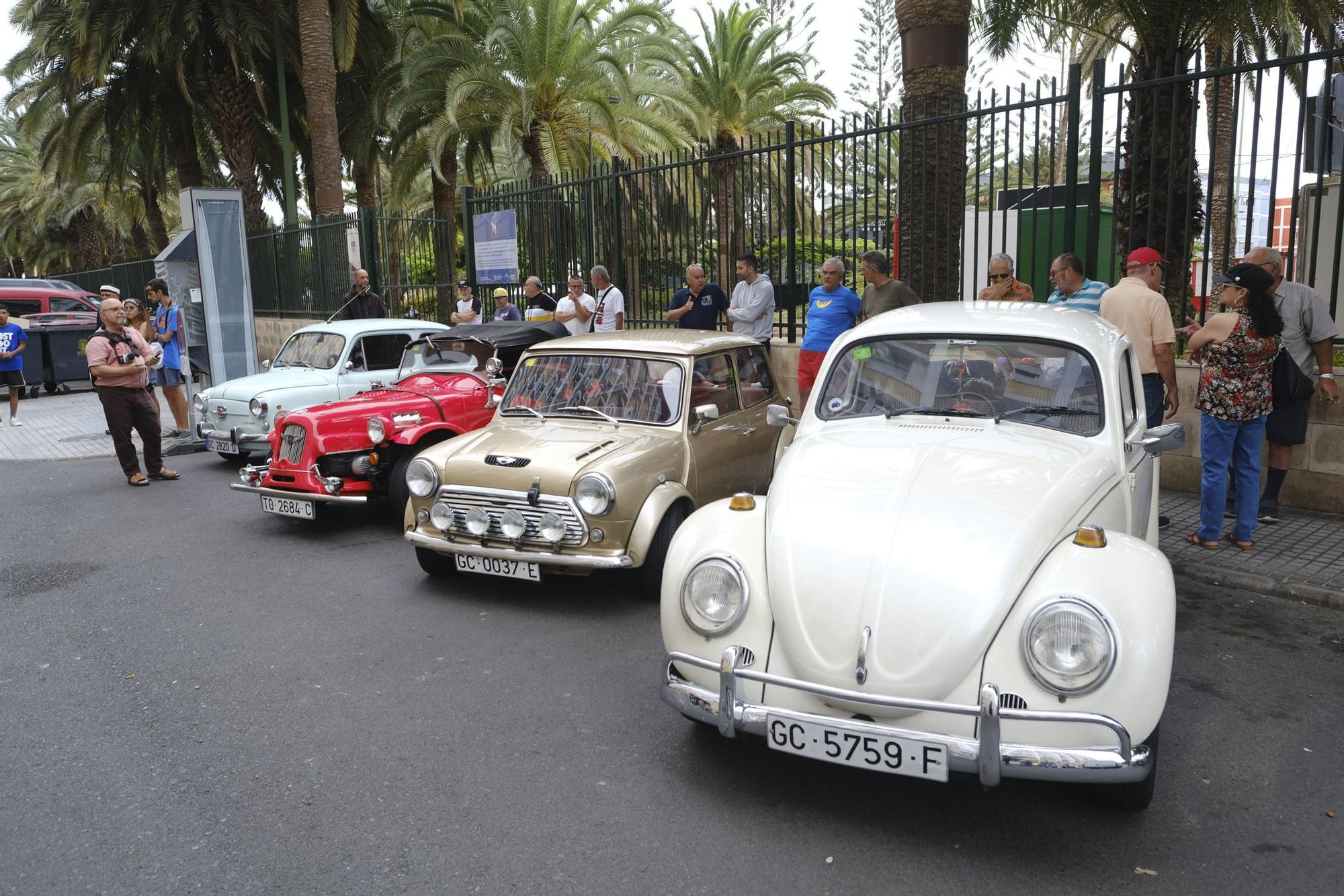Exposición de coches históricos en las fiestas de Schamann