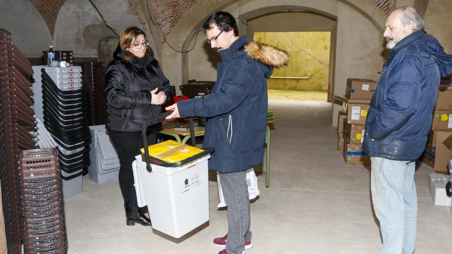 El sistema puerta a puerta eleva el reciclaje en Cáceres al 65%, pero la hostelería pide más días de recogida