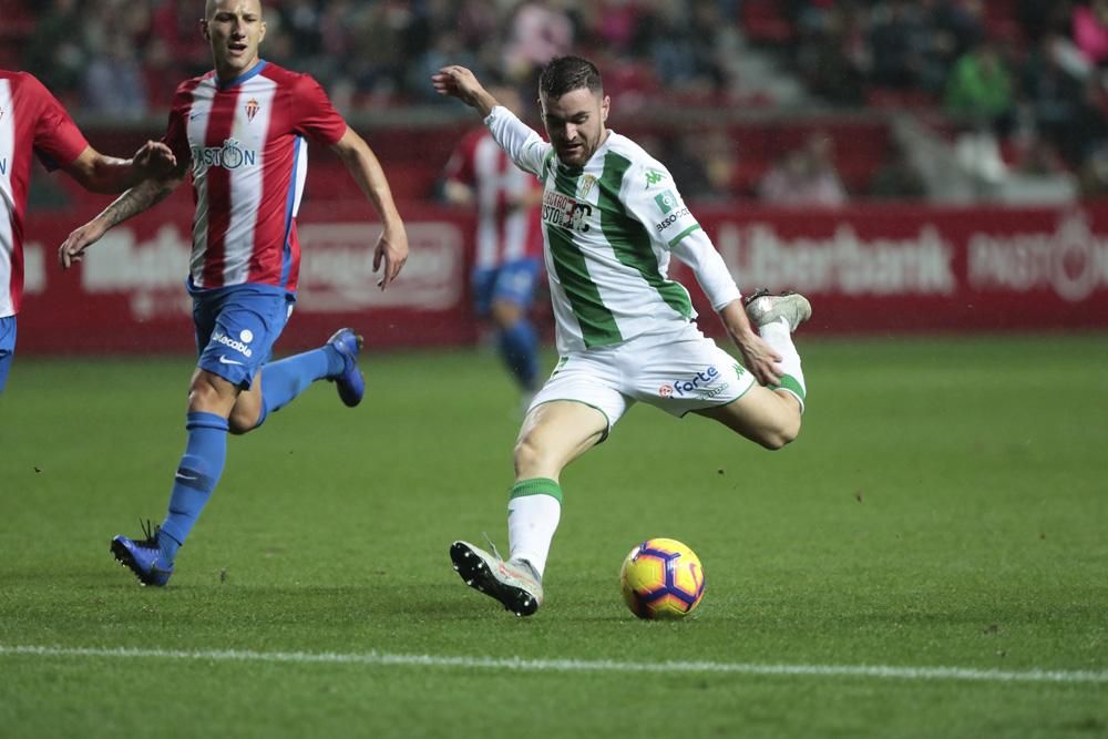 Córdoba CF saca un punto del Molinón