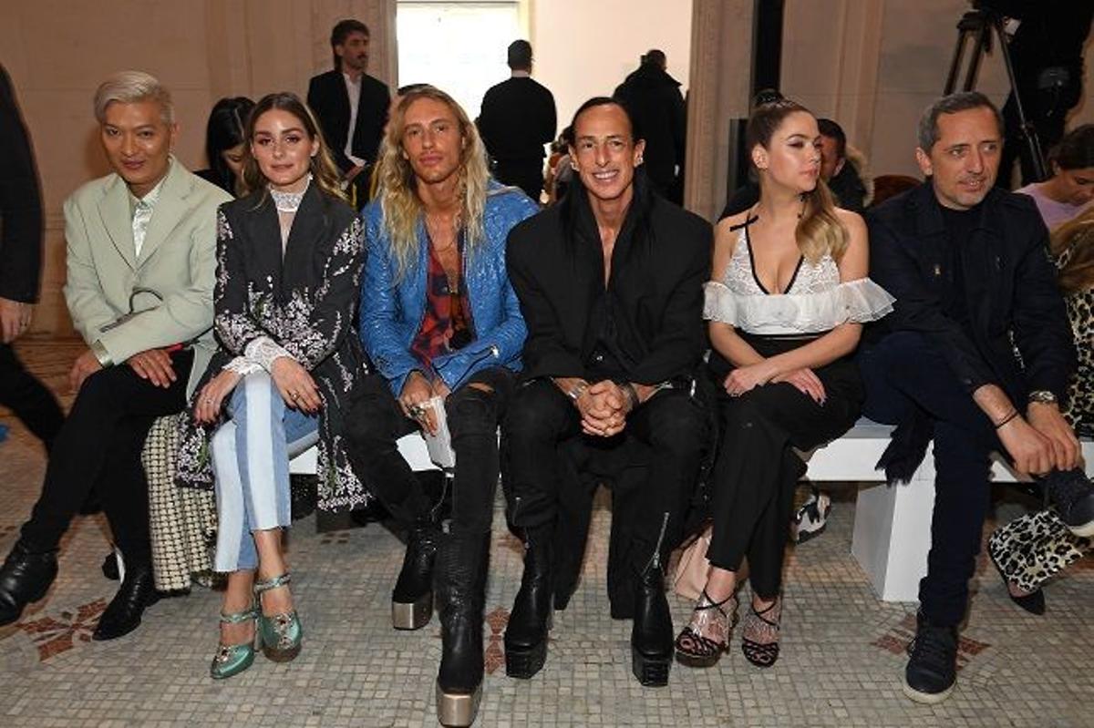 Olivia Palermo en el desfile de Giambattista Valli durante la Paris Fashion Week