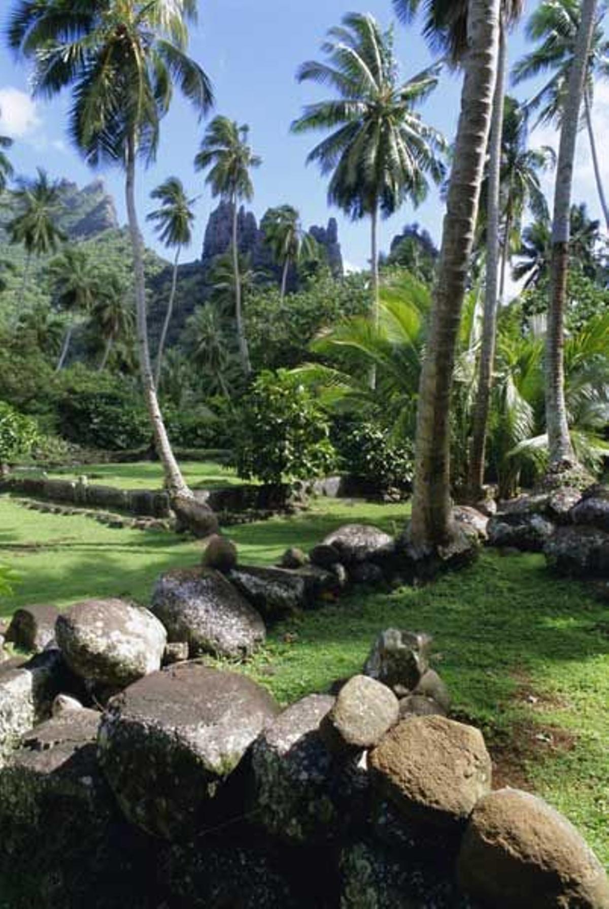 Sitio maorí conocido como Tohua Hikokua, en la bahía de Hatiheu Bay, en la isla Nuku Hiva.