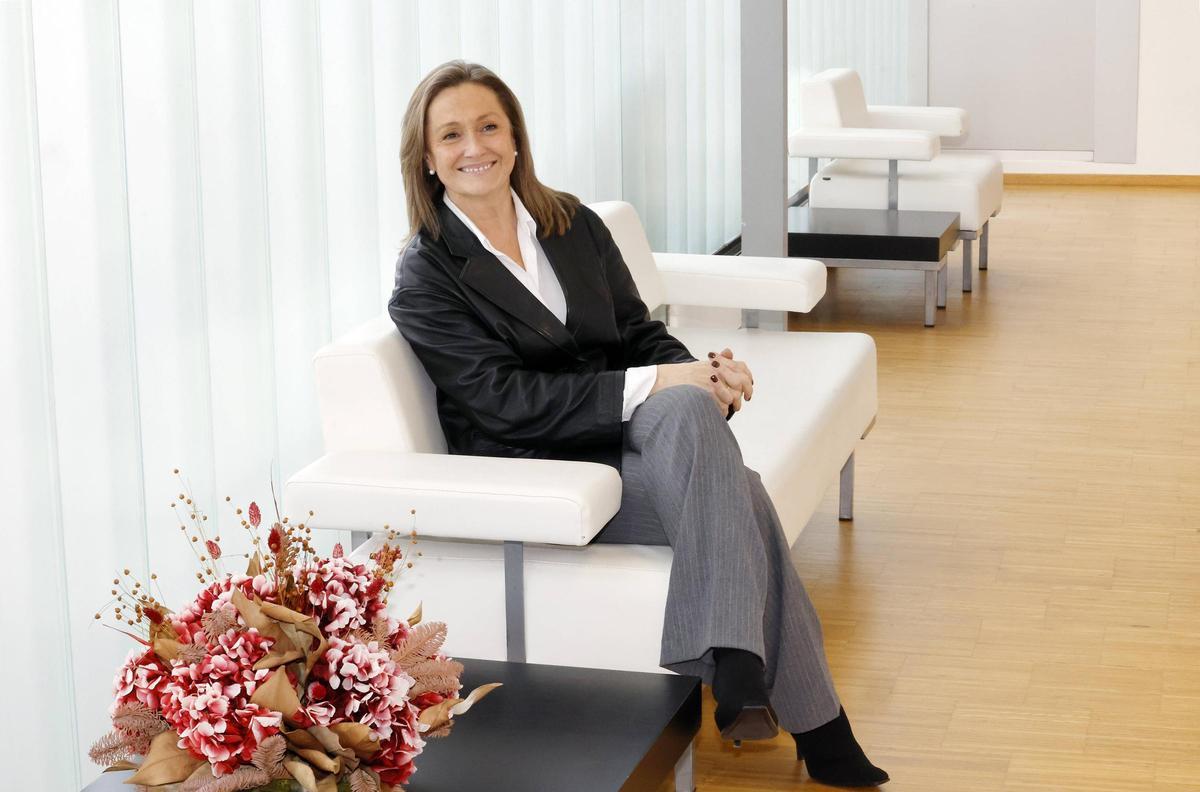 Luisa Sánchez, en la sede de la Diputación en el Casco Vello.