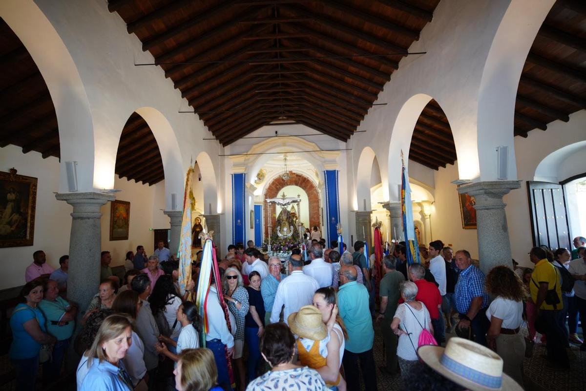 Villanueva de Córdoba recibe a la Virgen de Luna