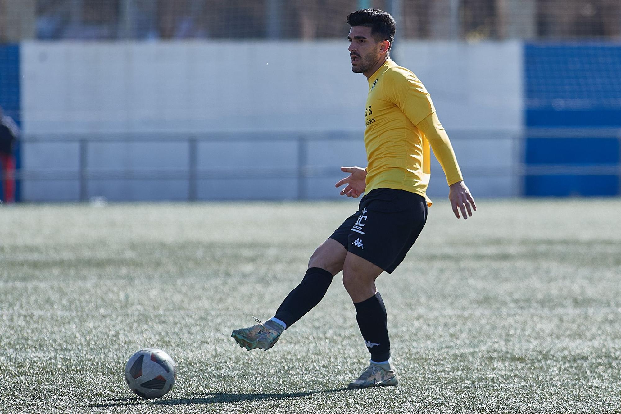 Victoria del Hércules en Zaragoza ante el Ebro