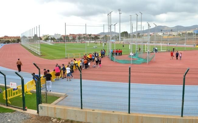 CAMPO EL HORNILLO PRIMER ENTRENAMIENTO UD LAS ...