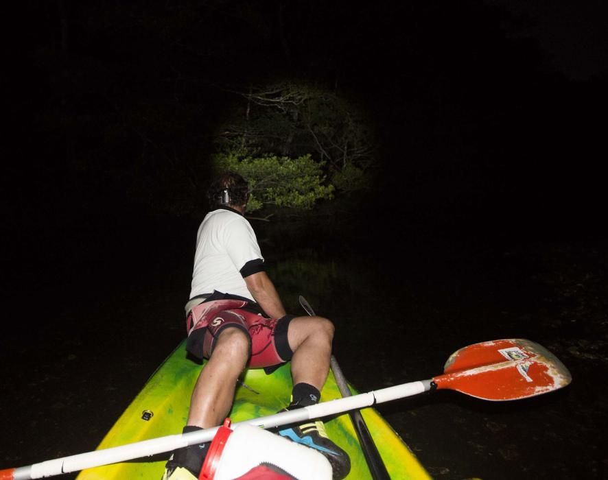 Recorrido fluvial nocturno en el Occidente surcando las aguas del río Navia y el Polea