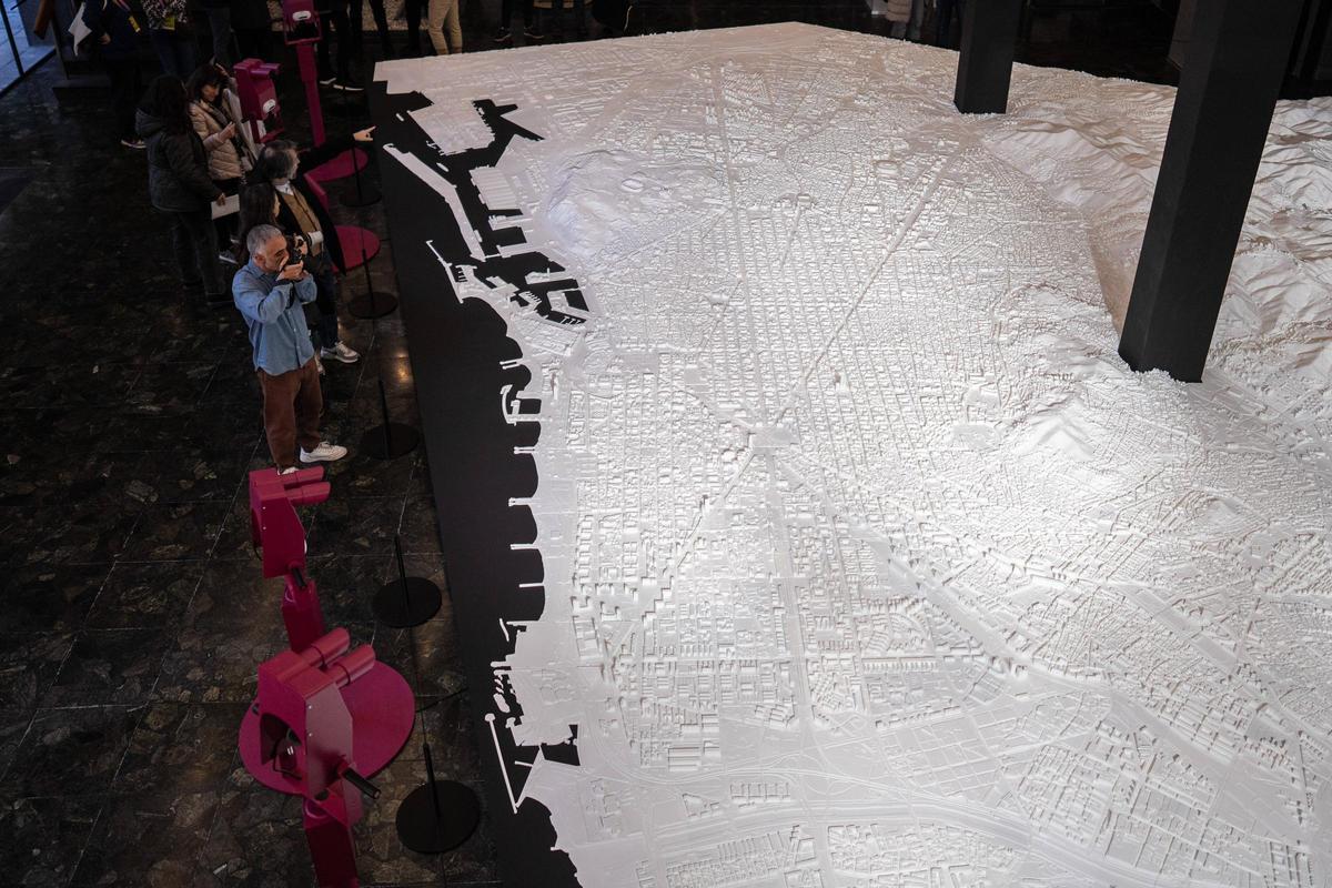 Presentación de la nueva maqueta del Pla de Barcelona 2026–2035.