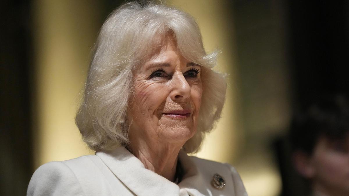La reina Camilla revela cómo se encuentra Carlos III tras empezar el tratamiento del cáncer