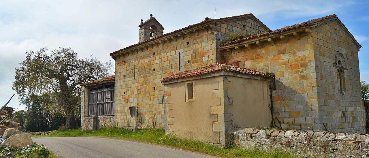 La iglesia de Santa Eulalia de la Lloraza. | Olaya Pena