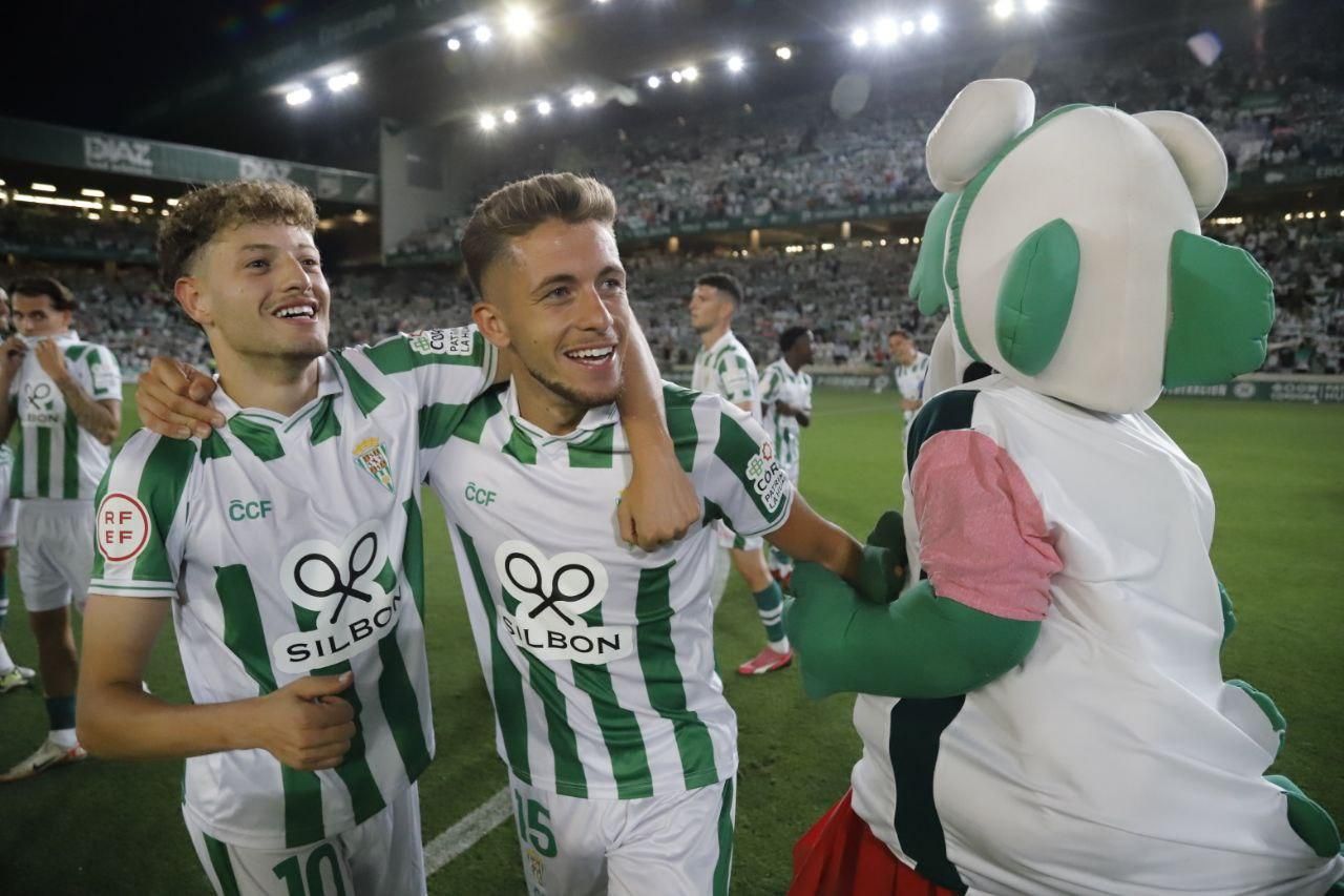 Las imágenes del Córdoba CF-Ponferradina del play off de ascenso a Segunda