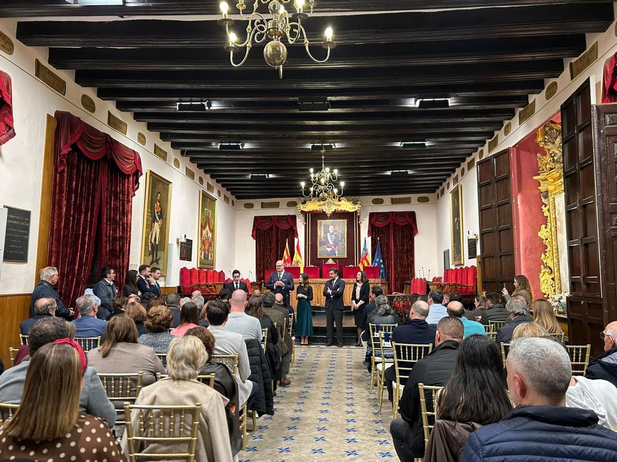 El acto de presentación de la pregonera y la revista, este jueves.