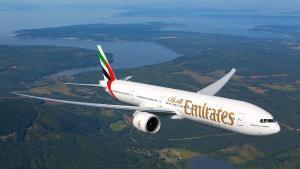 Emirates reprèn la majoria de les seves rutes, però amb menys seients