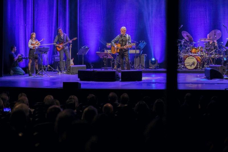 Concierto de Carbonell en el Teatro Principal de Zaragoza