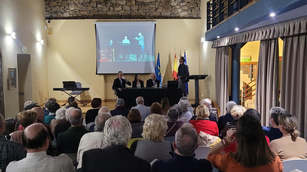 Un momento de la presentación canguesa.