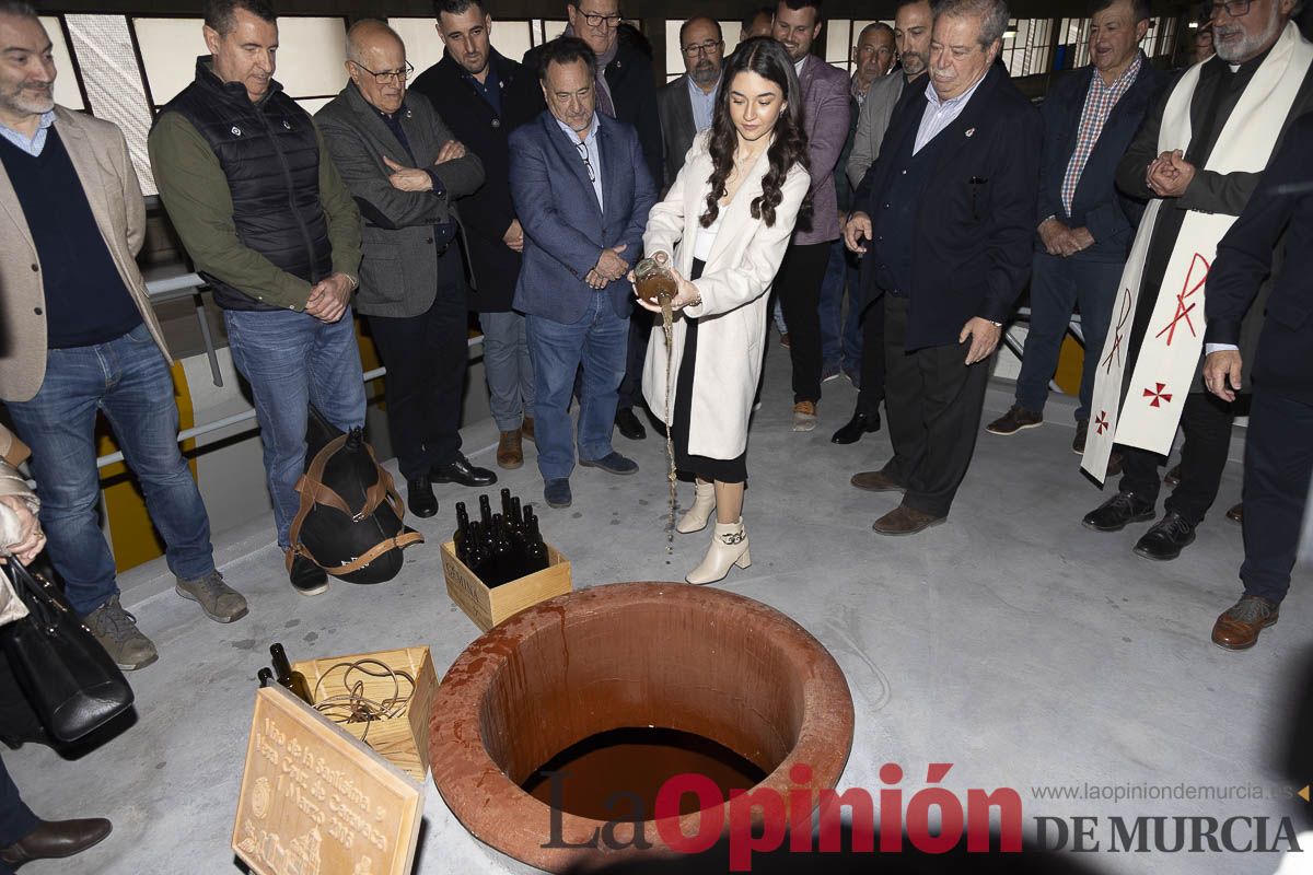 Todo preparado para la nueva añada del vino de la Cruz de Caravaca