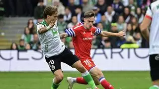 El Racing lleva al Espanyol al descenso y sitúa a Manolo en el precipicio