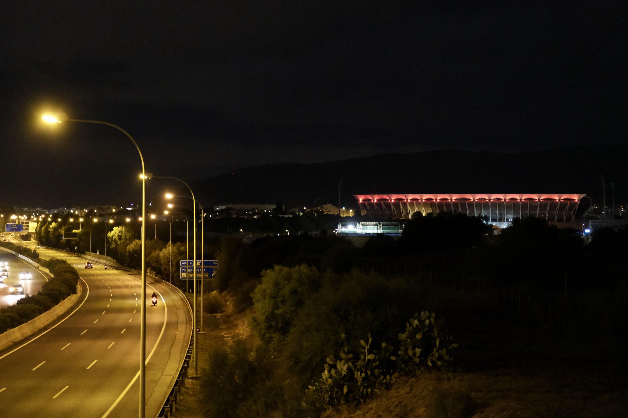 Las fotos de la nueva iluminación exterior del estadio de Son Moix