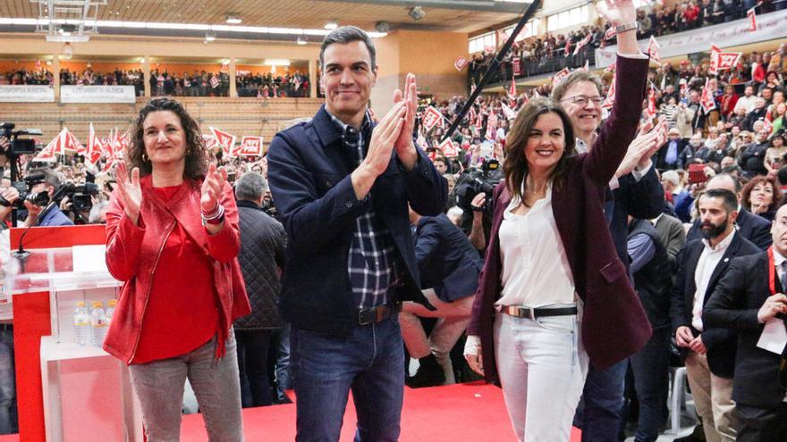 Sánchez presenta a los alcaldables de la Comunidad con la gran ausencia del candidato inexistente de Alicante