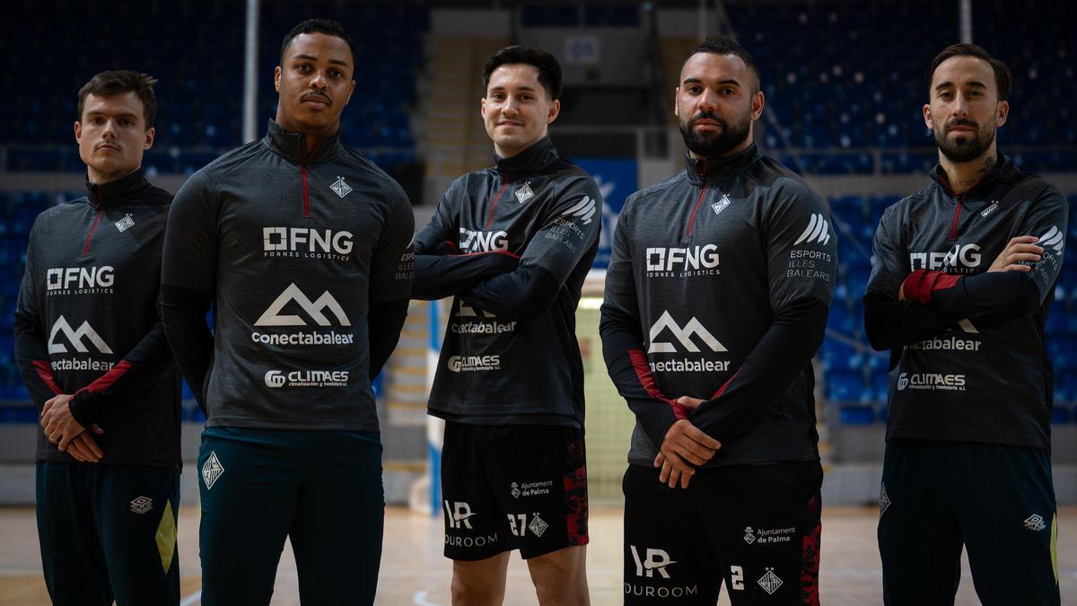 Machado, Alisson, Ernesto, Dennis y Rivillos posan ayer viernes en Son Moix