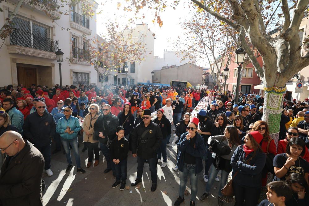 Pasacalles por el Mig Any fester en Elche