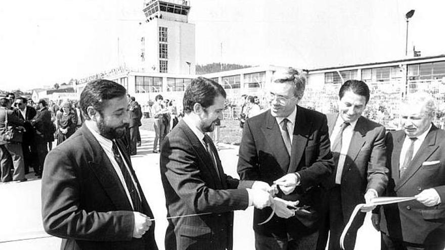 Sacristán, Caballero, Barrionuevo y Vázquez, en la inauguración en 1990. / la opinión