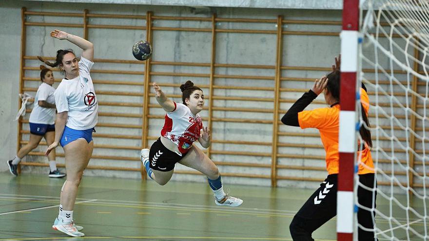 Victoria coral del Balonmano Gijón: 25-22 a La Salud de Tenerife