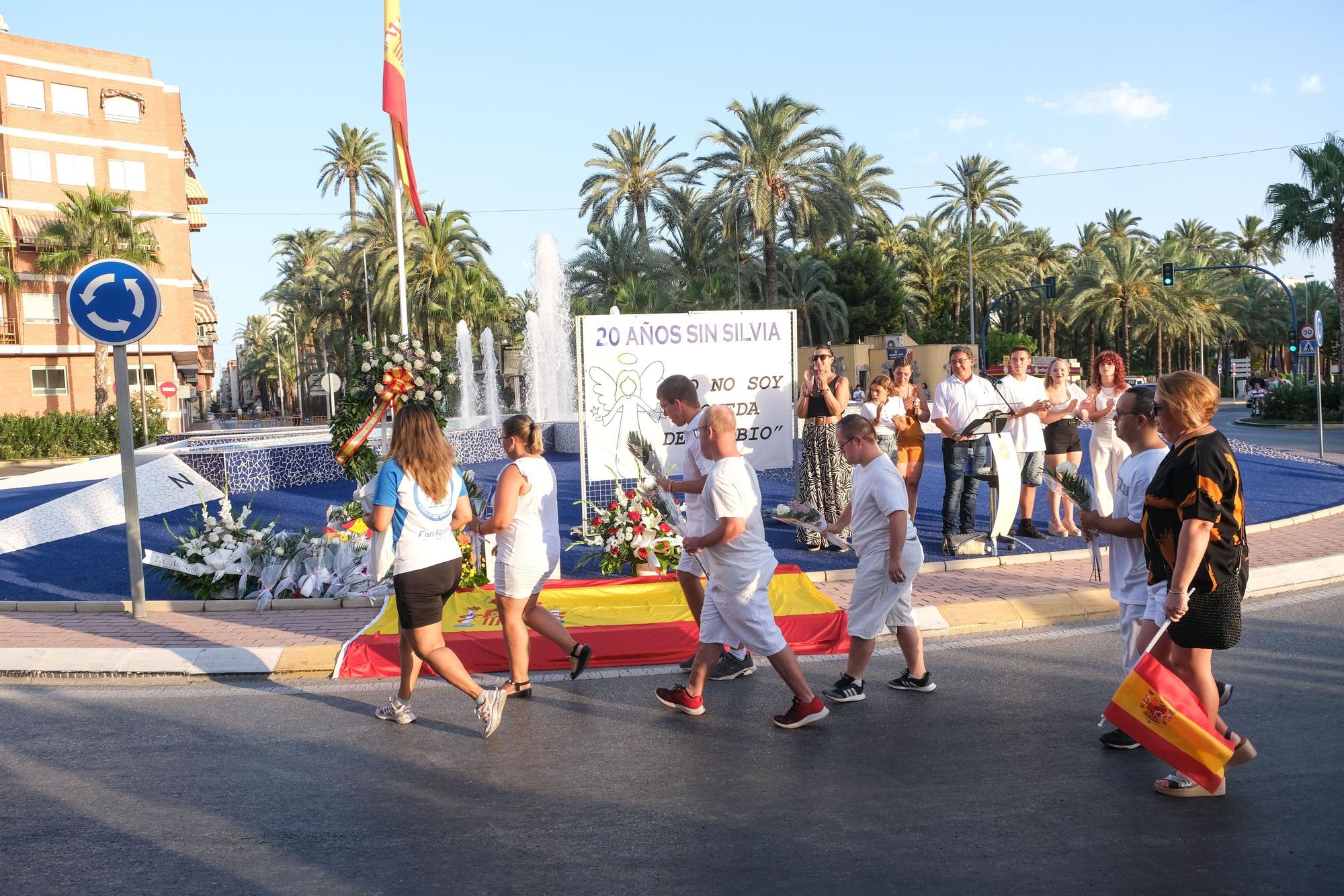 Santa Pola homenajea a la pequeña Silvia en el 20 aniversario de su asesinato en el atentado de ETA