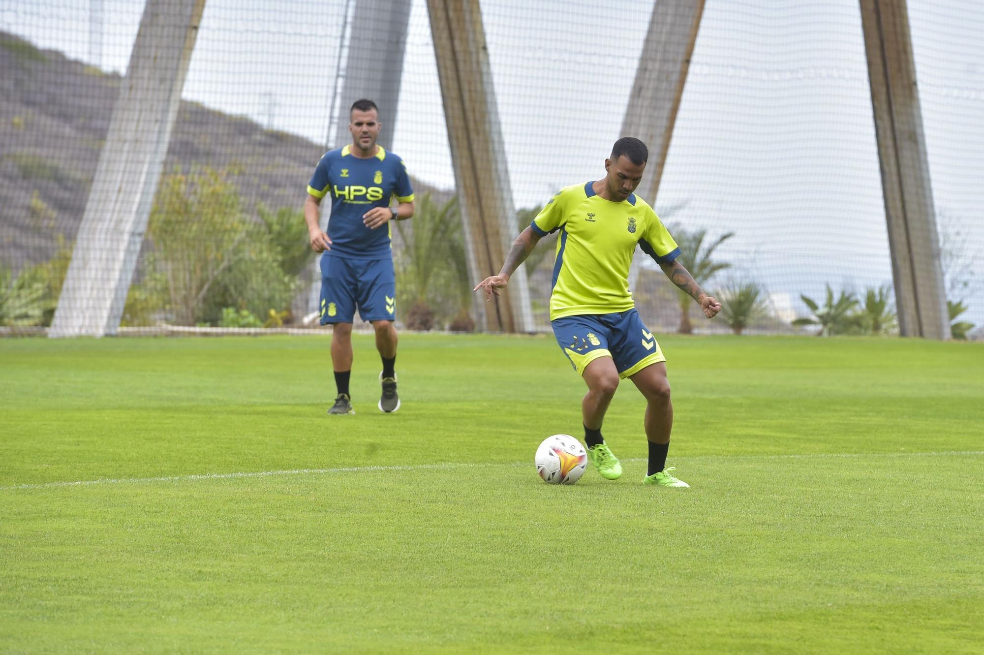 Entrenamiento de Jonathan Viera (24/08/2021)